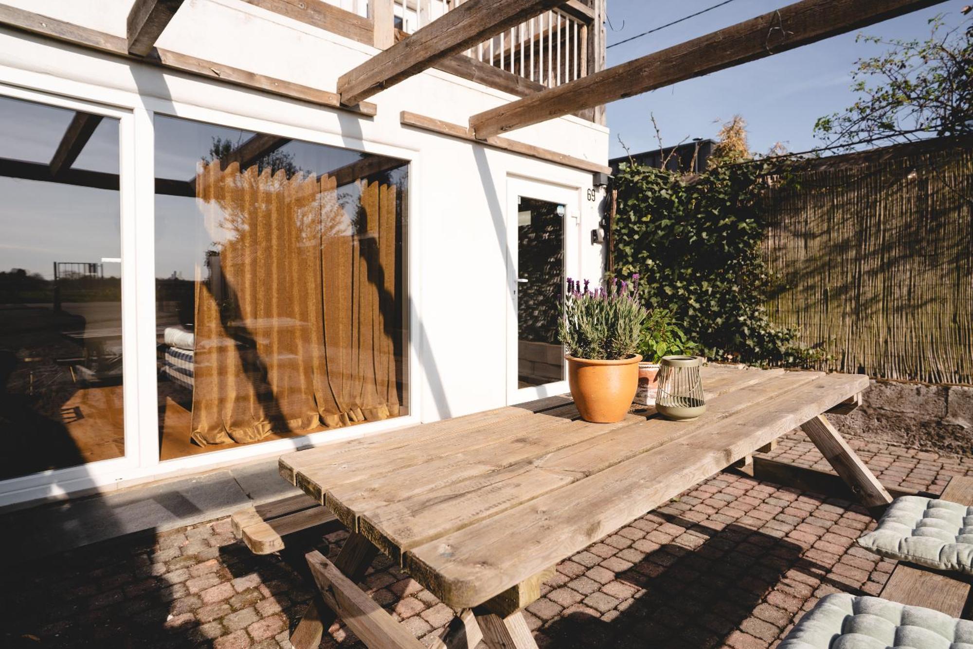 Maas Suites Lanaken Exterior foto
